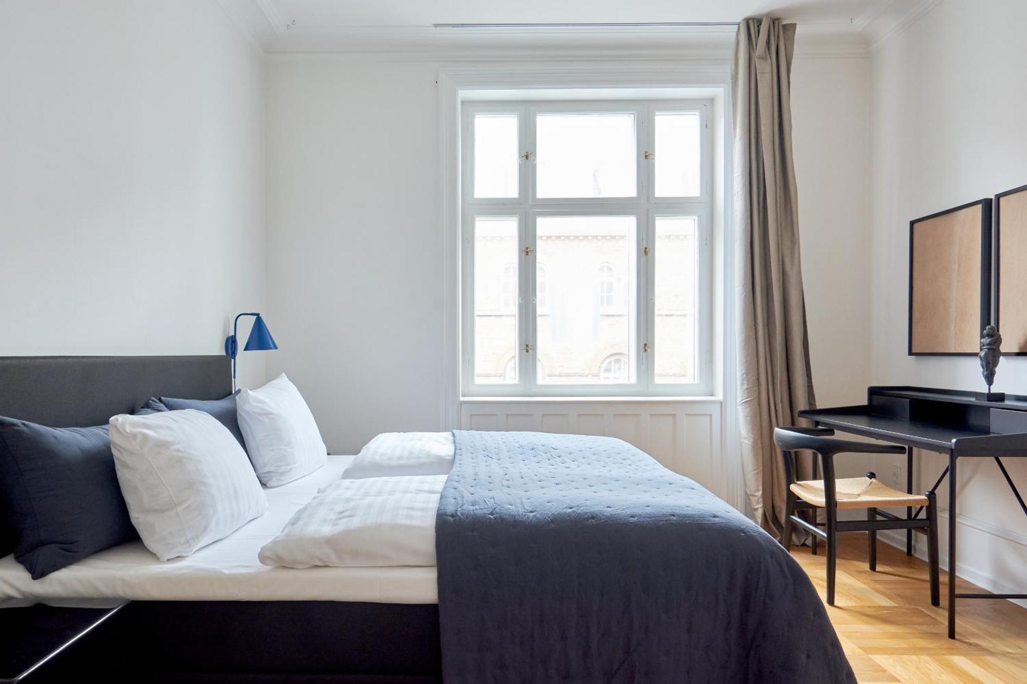 Spacious 3 Bedroom Manor Flat Next To Tivoli Kopenhagen Exterior foto